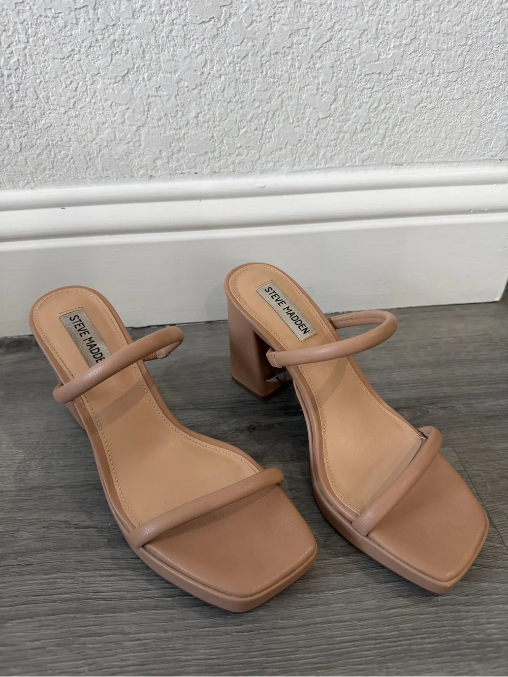 Steve Madden Tan Double-Strap Square-Toe Heeled Sandals